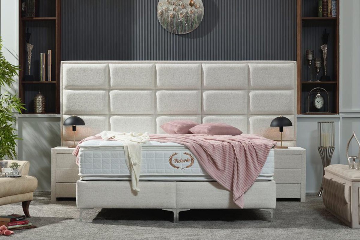 Hilton Gemütliches Bett Hilton mit stilvollem Design für besten Schlafkomfort.