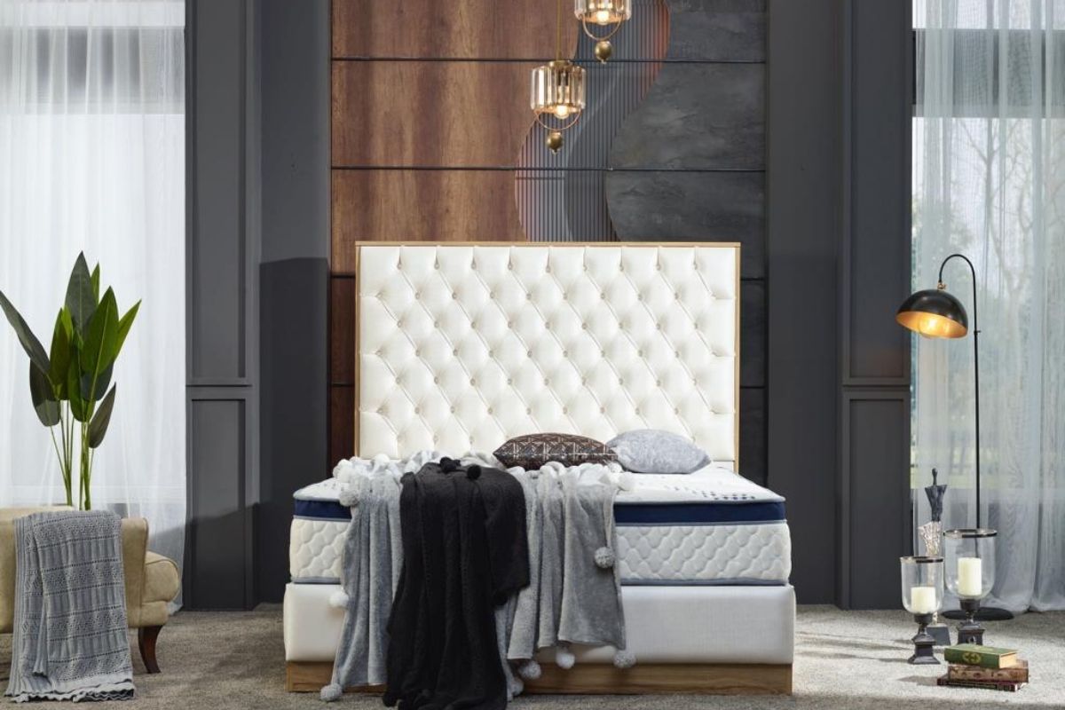 Valencia Elegantes Bett Valencia mit stilvollem Design für erstklassigen Schlafkomfort.